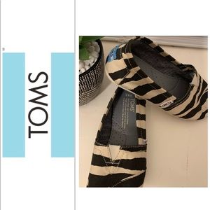 TOMS-zebra black and white zebra hemp flats